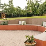 Zamecka Stodola - Cerveny Hradek U Sedlcan Tatil Evi *