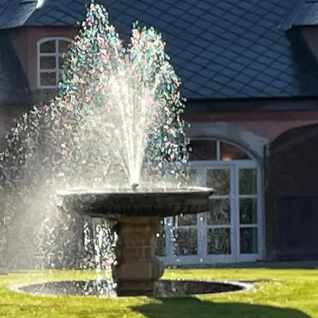 Zamecka Stodola - Cerveny Hradek U Sedlcan Tatil Evi *