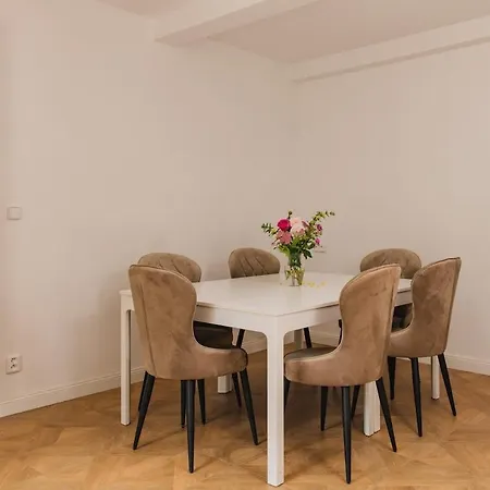 Tatil Evi Zamecka Stodola - Cerveny Hradek U Sedlcan